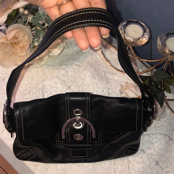 AUTHENTIC Coach Handbag - Picture 8 of 8